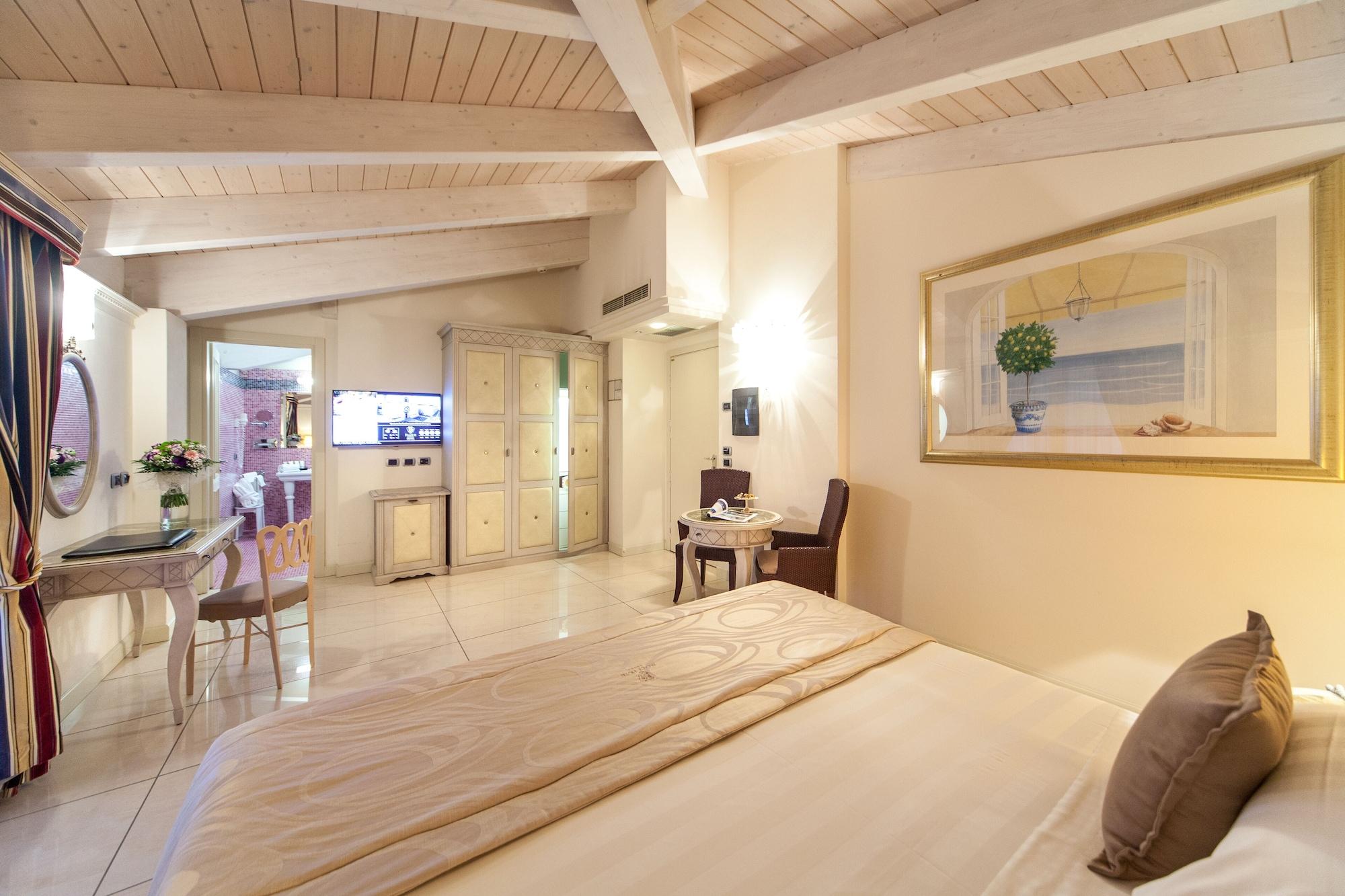 Palace Hotel Μιλάνο Μαριτίμα Εξωτερικό φωτογραφία