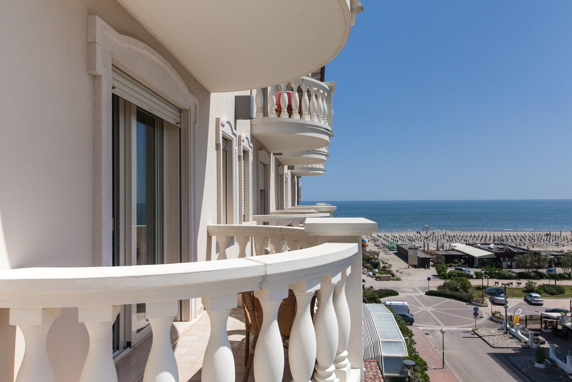 Palace Hotel Μιλάνο Μαριτίμα Εξωτερικό φωτογραφία