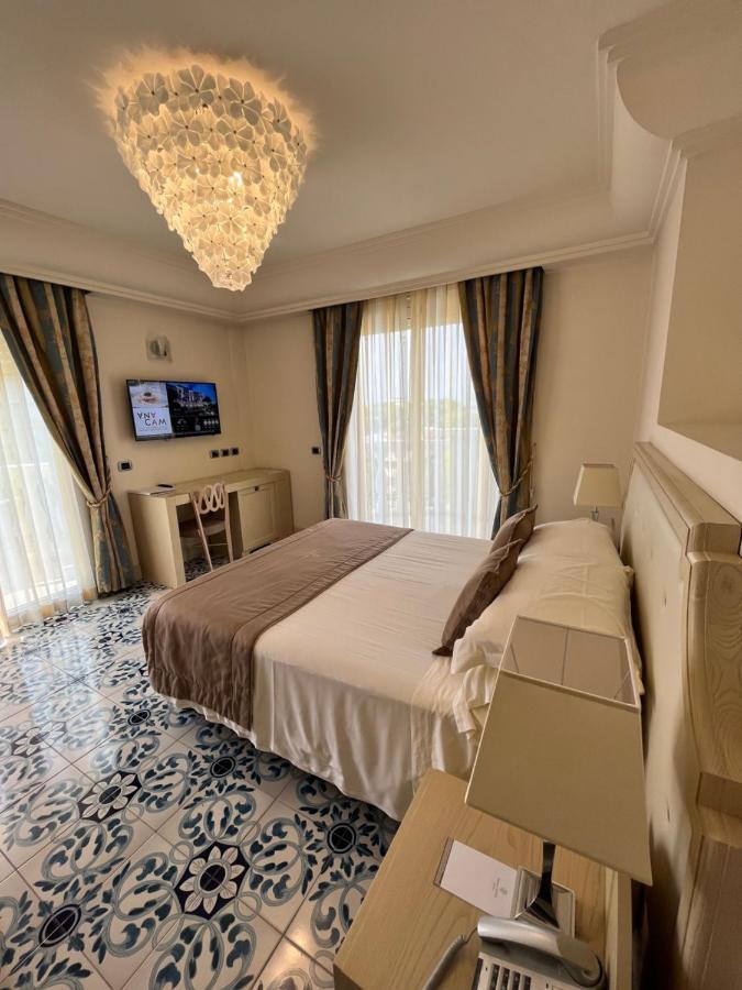 Palace Hotel Μιλάνο Μαριτίμα Εξωτερικό φωτογραφία