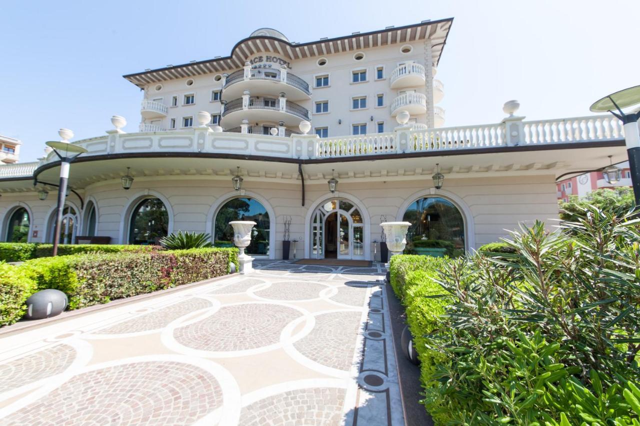 Palace Hotel Μιλάνο Μαριτίμα Εξωτερικό φωτογραφία