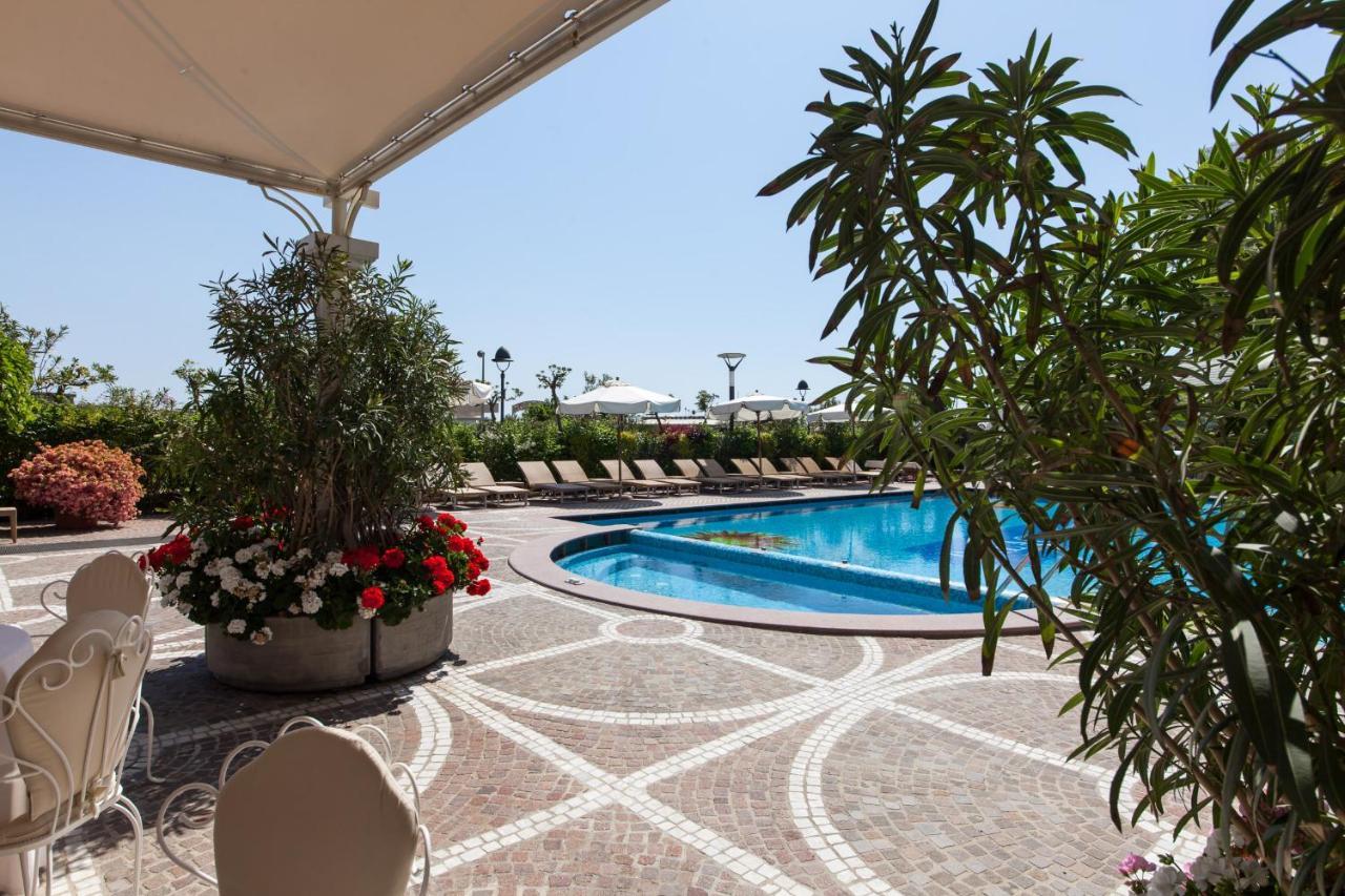 Palace Hotel Μιλάνο Μαριτίμα Εξωτερικό φωτογραφία