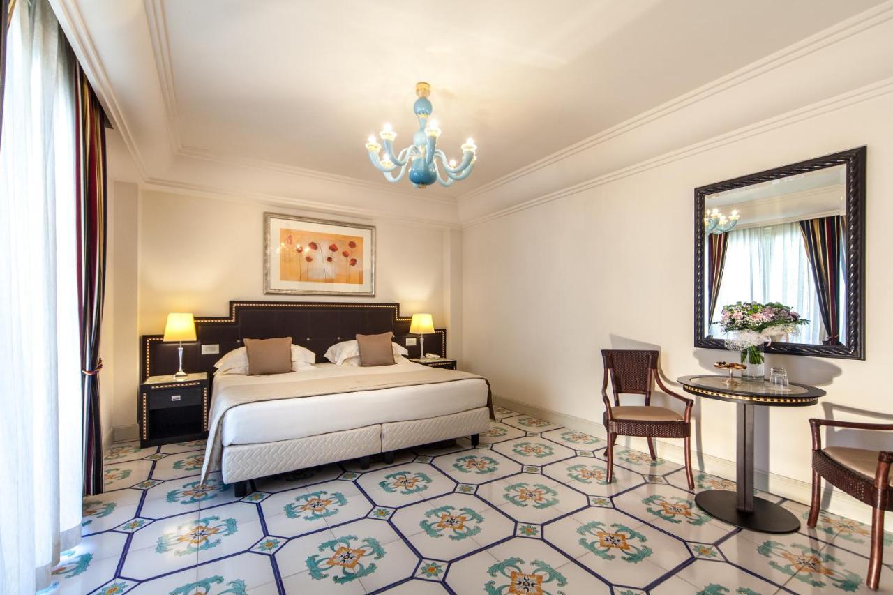 Palace Hotel Μιλάνο Μαριτίμα Εξωτερικό φωτογραφία